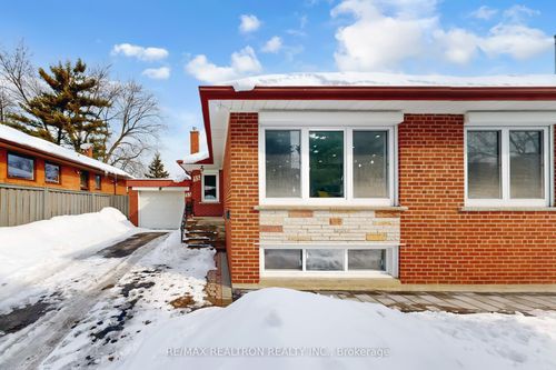 53 Fairglen Ave, Scarborough, ON, M1T1G8 | Card Image