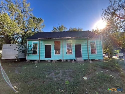 701 E River St, Victoria, TX, 77901-8347 | Card Image