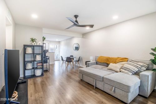 25-1449 E Highland Ave, Phoenix, AZ, 85014-3763 | Card Image