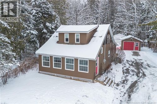 394 Royal Rd, Fredericton, NB, E3G6J9 | Card Image