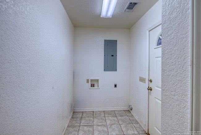 1300 Cattail Rd., Home with 3 bedrooms, 2 bathrooms and null parking in Leakey TX | Image 19