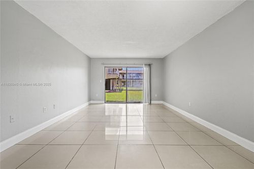 apt-104-301 Nw 177th St, Miami Gardens, FL, 33169-4922 | Card Image