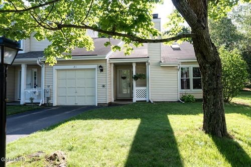 21 Cobble Ct, Clifton Park, NY, 12065-6641 | Card Image
