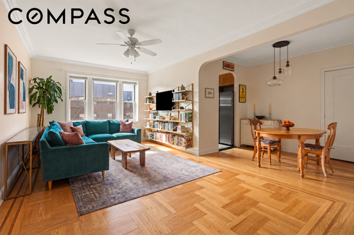 5c-79-01 35th Ave, Jackson Heights, NY, 11372-2716 | Card Image