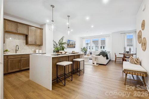 29-7228 Westrow Ave, Charlotte, NC, 28278-9583 | Card Image