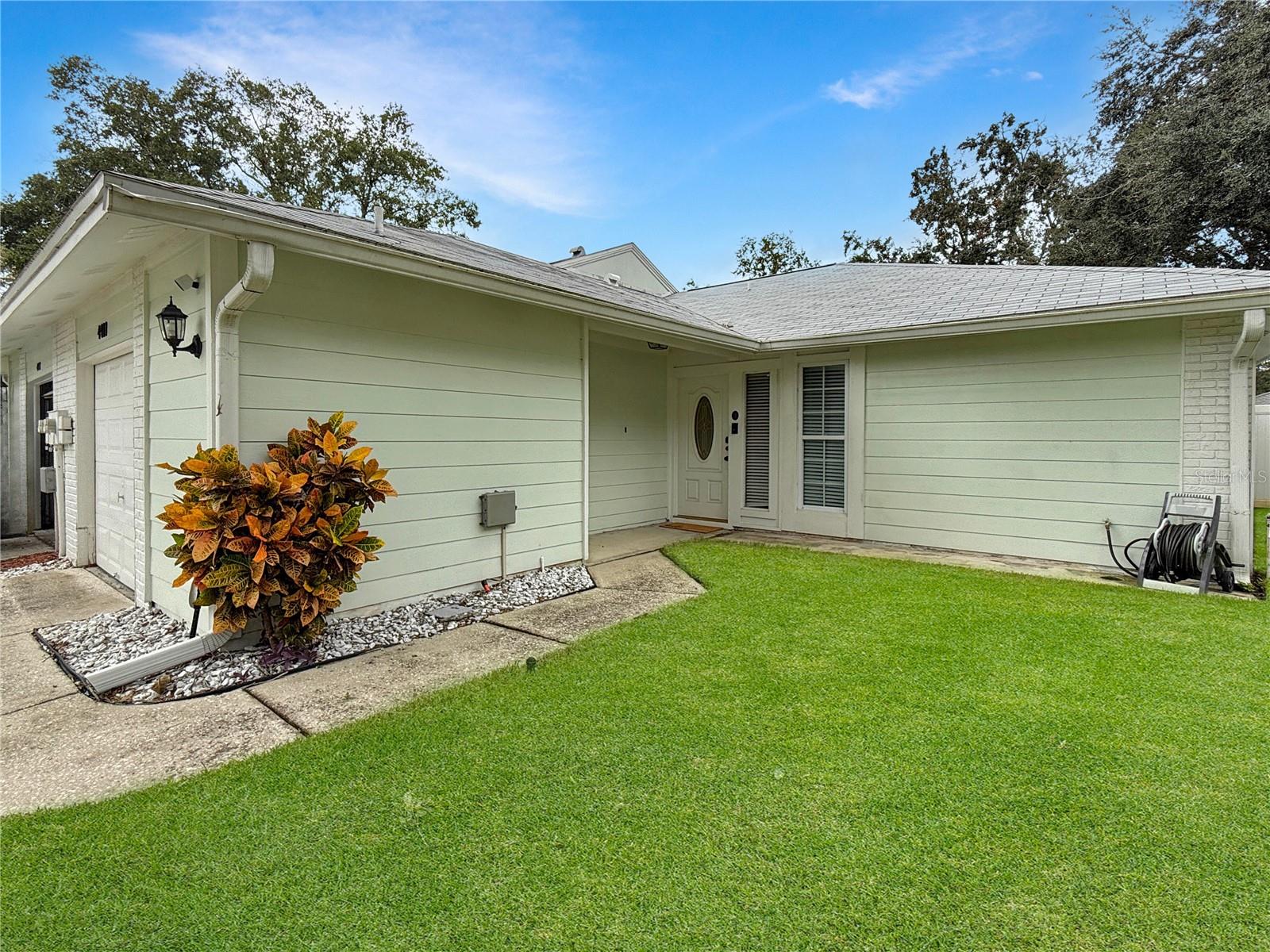 Pine Meadow Ct, Tampa, FL 33624