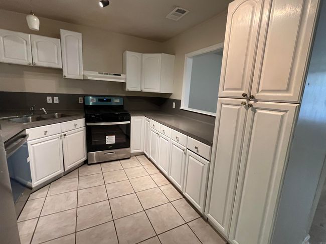 635 Staring Ln, House other with 4 bedrooms, 3 bathrooms and null parking in Baton Rouge LA | Image 4