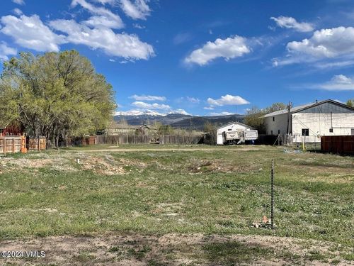 768 Castle Dr, Eagle, CO, 81631-5460 | Card Image