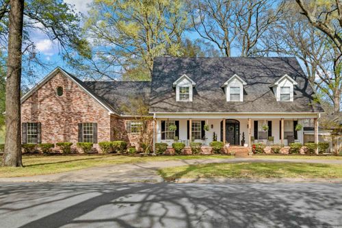 401 Foxwood Drive, Jacksonville, AR, 72076-2618 | Card Image