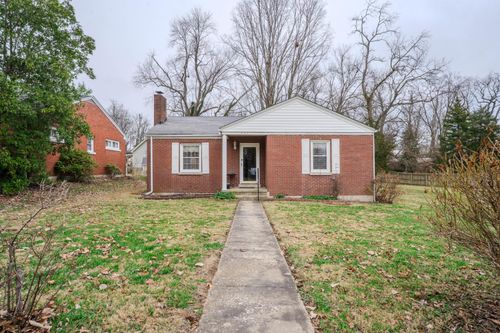224 E Cross St, Midway, KY, 40347-5050 | Card Image