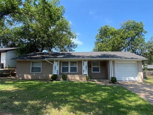 1606 Virginia St, Grand Prairie, TX, 75051-2819 | Card Image