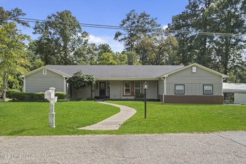 7 Sunset Road, Laurel, MS, 39440 | Card Image