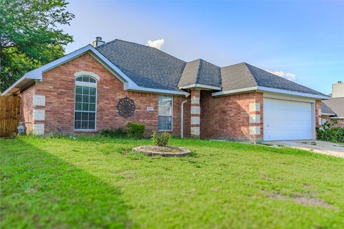 1019 Telluride Dr, Arlington, TX, 76001-8529 | Card Image