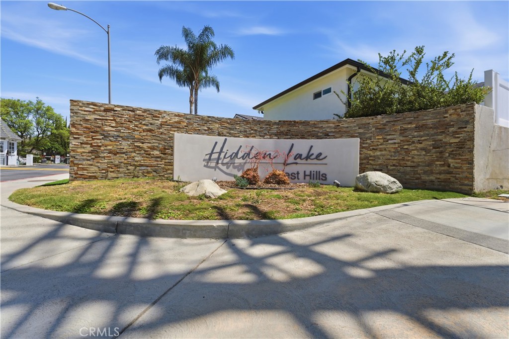 Residential in Canoga Park 2
