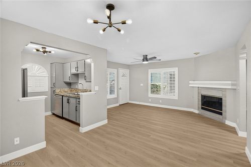 104-6808 Elm Creek Dr, Las Vegas, NV, 89108-5035 | Card Image