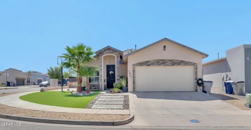 1901 Richard Wooten Pl, El Paso, TX, 79938-3198 | Card Image
