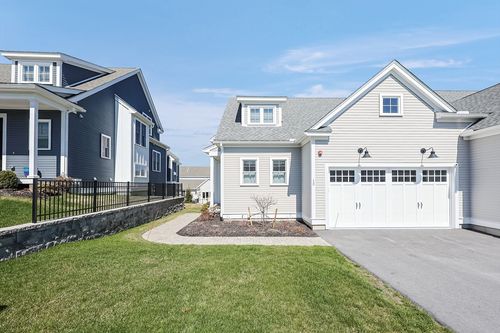 13-13 Birkdale Ln, Hopkinton, MA, 01748-2927 | Card Image