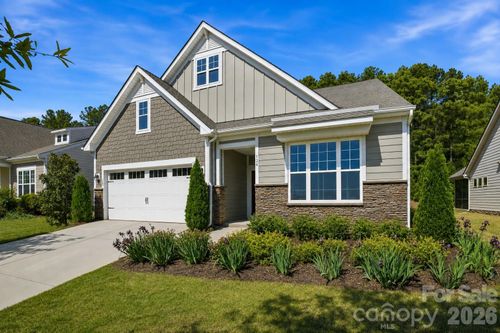 124 Van Gogh Trl, Mount Holly, NC, 28120-9356 | Card Image