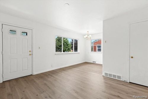 1919 Ackley Ave, Westland, MI, 48186-9704 | Card Image