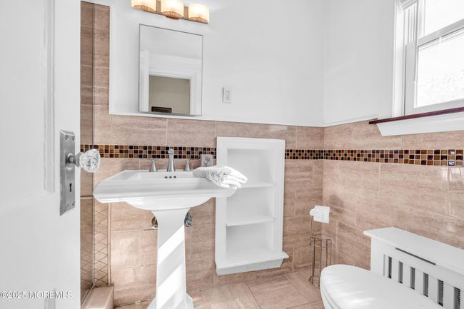 35 - 304 Deal Lake Dr, Condo with 1 bedrooms, 1 bathrooms and null parking in Asbury Park NJ | Image 16