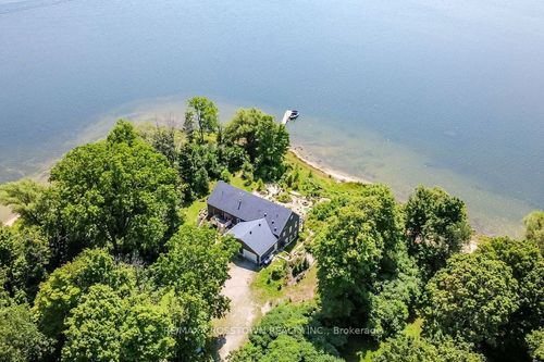 243 Champlain Rd, Penetanguishene, ON, L9M1S2 | Card Image