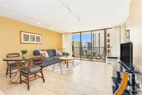 1706-201 Ohua Ave, Honolulu, HI, 96815-3653 | Card Image