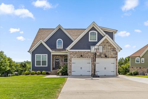 10926 High River Dr, Soddy Daisy, TN, 37379-3279 | Card Image