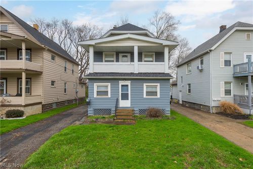 4004 E 52nd St, Newburgh Heights, OH, 44105-4845 | Card Image