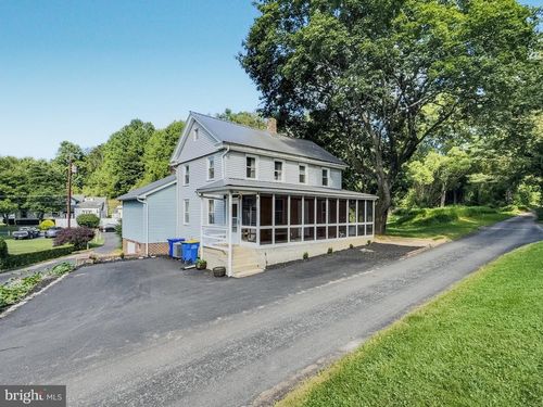 10973 Centerville Ln, GLEN ROCK, PA, 17327-8386 | Card Image