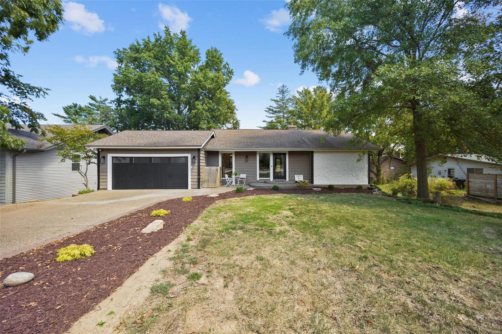 Freymuth Rd, Lake Saint Louis, MO 63367