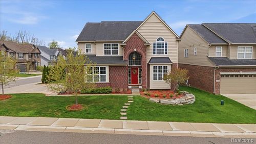 1114 Wales Dr, Lake Orion, MI, 48359-1478 | Card Image