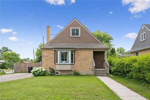 129 Florence Ave, Kitchener, ON, N2A2L1 | Card Image