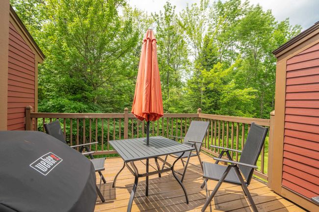 38 - 33D White Oaks Loop, Condo with 3 bedrooms, 3 bathrooms and null parking in West Dover VT | Image 7