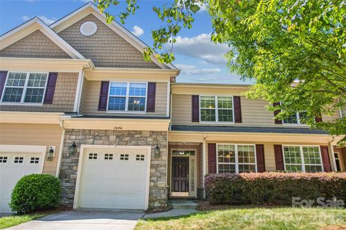 1046 Silver Gull Dr, Tega Cay, SC, 29708-8232 | Card Image