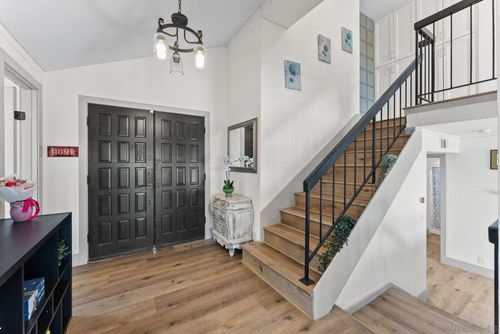 10111 Cliffwood Dr, La Mesa, CA, 91941 | Card Image