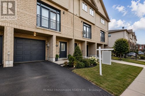 1547 Hummingbird Crt, Pickering, ON, L1V7H8 | Card Image