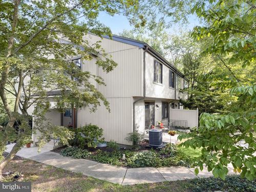 16-46-46 Eastford Ct, PARKVILLE, MD, 21234-1561 | Card Image