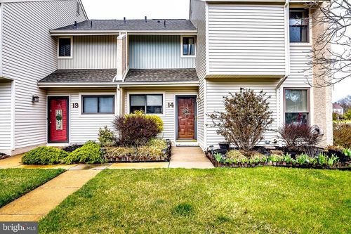 14 Tulip Ct, MOUNT LAUREL, NJ, 08054-2561 | Card Image