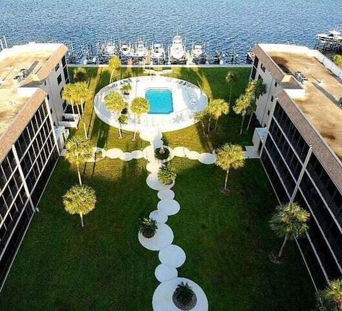 apt-106-2424 N Federal Hwy, Boynton Beach, FL, 33435-2430 | Card Image