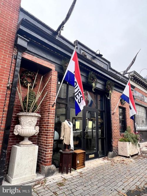 1008 Morton St, BALTIMORE, MD, 21201-5411 | Card Image