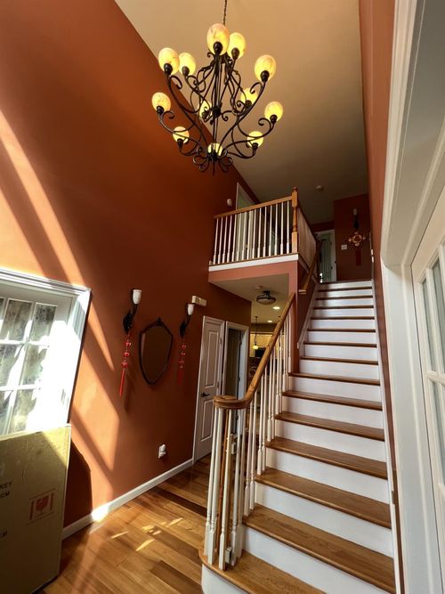 5 Pine St, Plainview, NY, 11803-2025 | Card Image