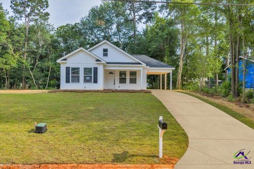 327 Peach Cir, Fort Valley, GA, 31030-3118 | Card Image