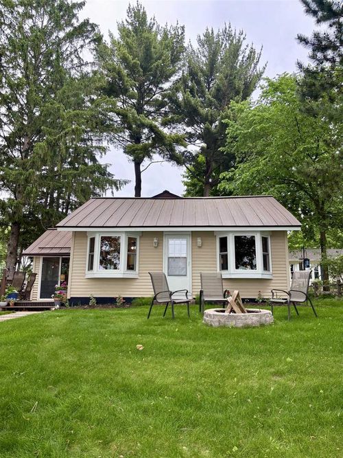 N3911 Lakeside Lane, MOUNT MORRIS, WI, 54982 | Card Image
