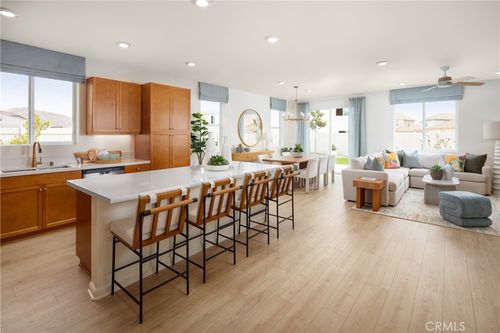 31202 Morgan Trl, Winchester, CA, 92596-7568 | Card Image