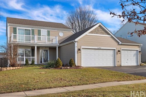 2952 Deerpath Ln, Carpentersville, IL, 60110-3381 | Card Image