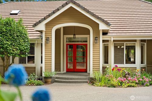 13117 Muir Dr Nw, Gig Harbor, WA, 98332-8897 | Card Image