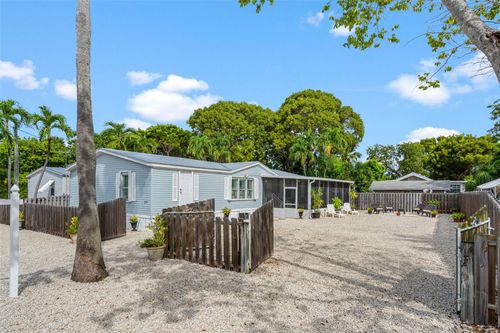 278 King Ave, Key Largo, FL, 33037-4810 | Card Image