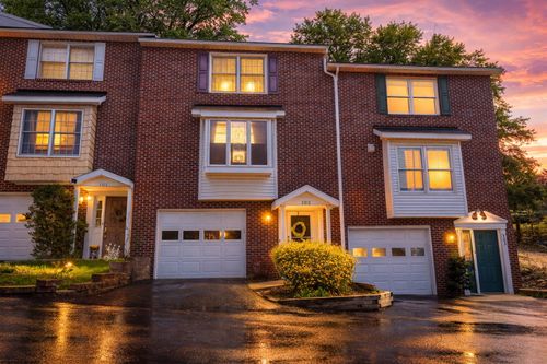 102 Stilwell Dr, Morgantown, WV, 26505-4874 | Card Image