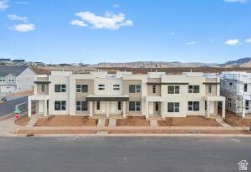 1430-907 W Bright Ridge Cv, St. George, UT, 84790-2867 | Card Image