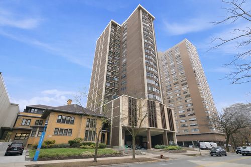 1808-6325 N Sheridan Rd, Chicago, IL, 60660-1725 | Card Image